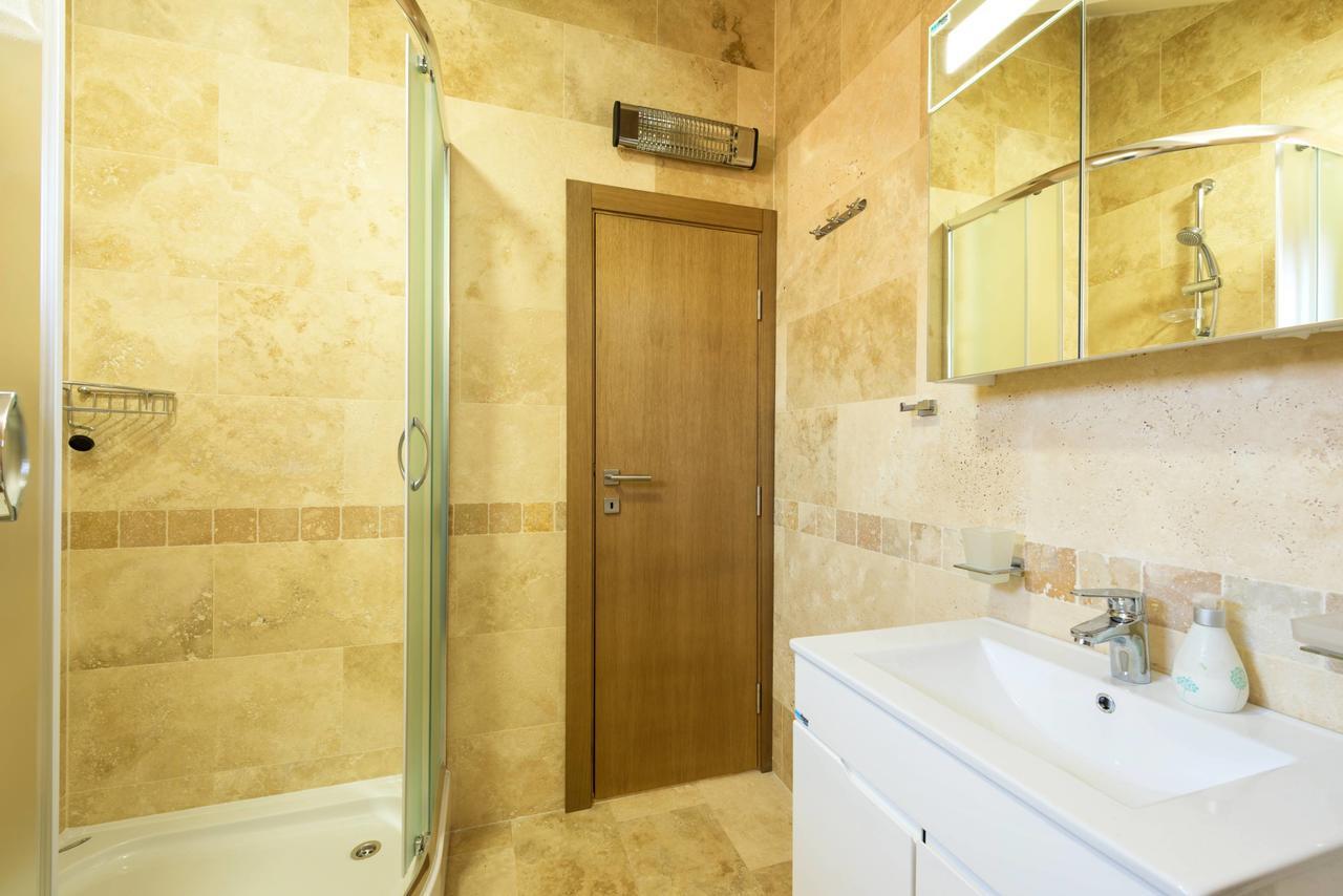 42° North Apartments Tivat Ngoại thất bức ảnh