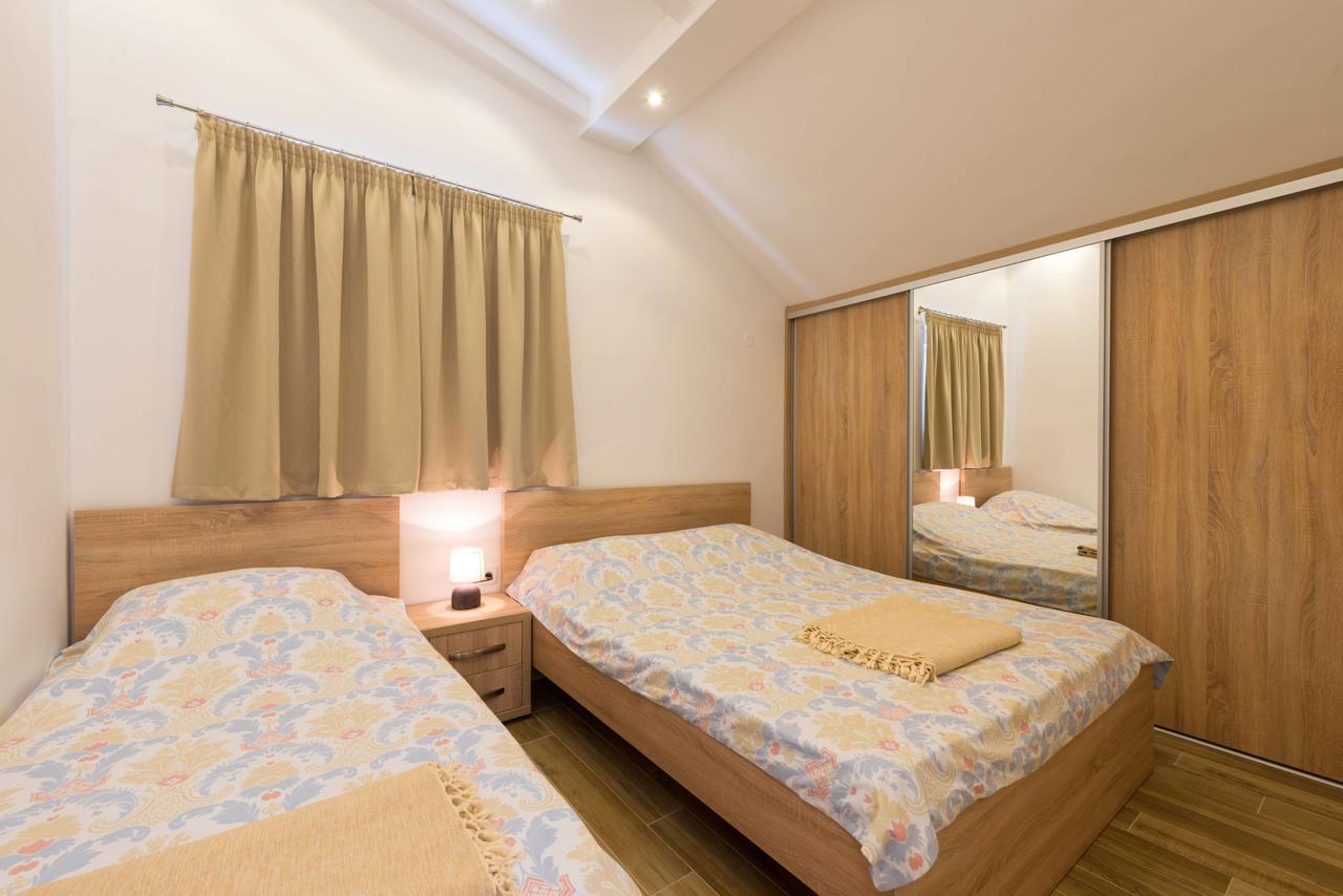 42° North Apartments Tivat Ngoại thất bức ảnh