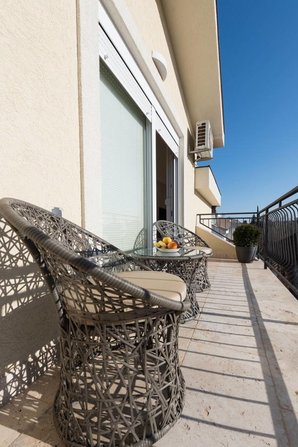 42° North Apartments Tivat Ngoại thất bức ảnh